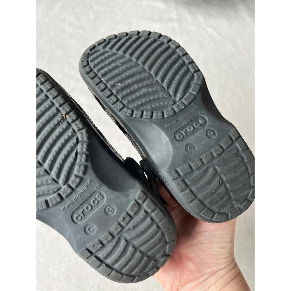 Crocs Classic Clog‎ Black Toddler Size 9 Kids Slip On Water Shoes 10001-001